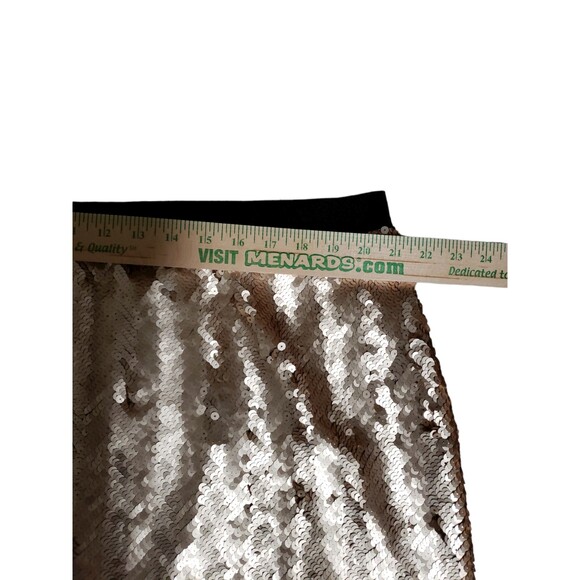 DKNYC Matte Gold Sequined Mini Skirt - Size 2x - Picture 9 of 10